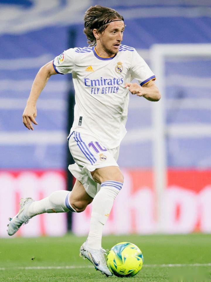 詹姆斯：篮球让我明白事情不是一夜间就能发生的，得经历过程